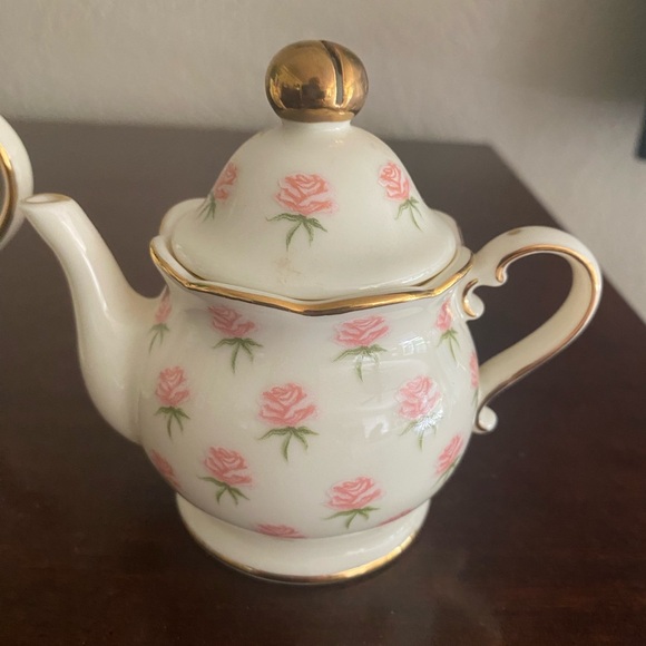 Vintage, Set of 4, Retired Party Lite, Romantic Chic Teapot Tea light Holders - Picture 9 of 11